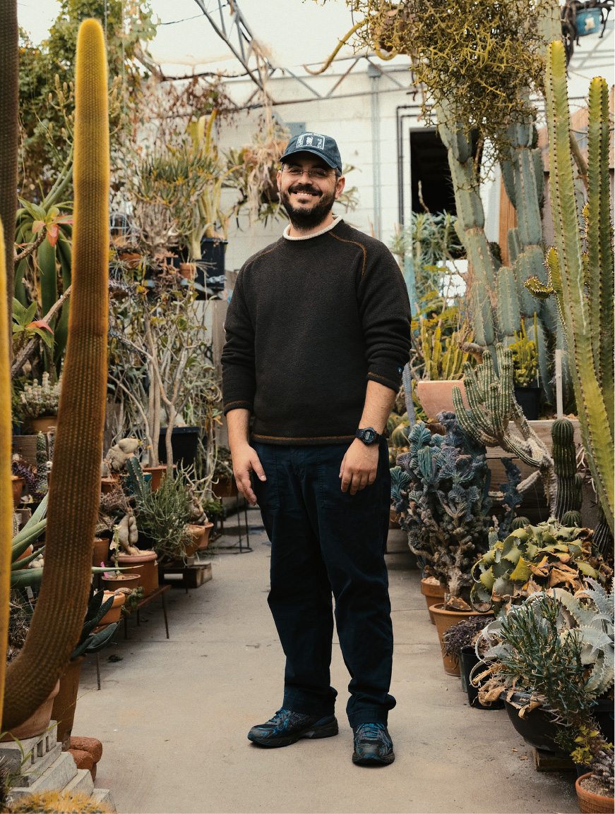 仙人掌商店成员 Max 的照片。