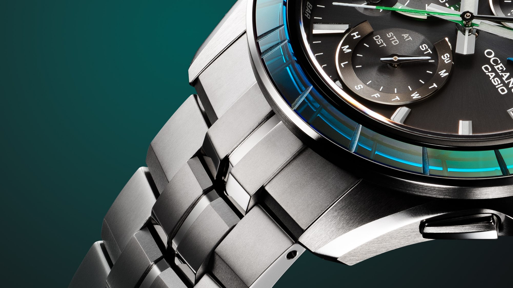 チタンの美しさを引き出すこだわりの仕上げ